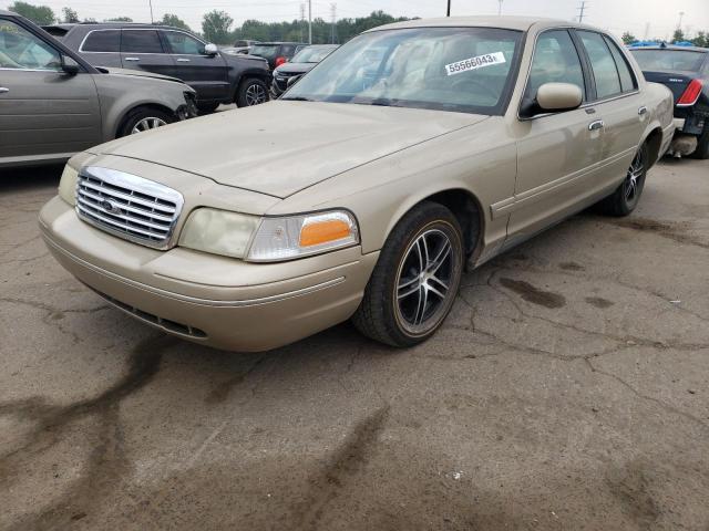 FORD CROWN VICT 2000 with VIN 2FAFP74W3YX154850 - Photo from auction
