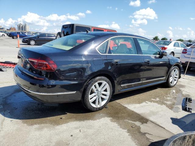 Photo 3 from auction – 2017 VOLKSWAGEN PASSAT SE with VIN 1VWGT7A34HC033405