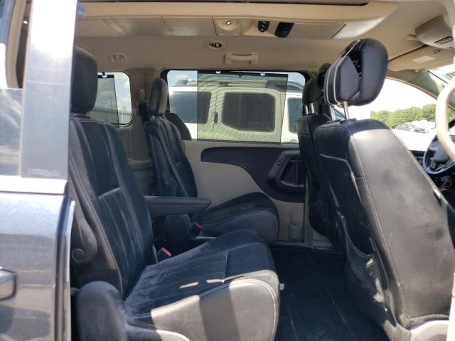Photo 11 from auction – 2014 CHRYSLER TOWN & COU with VIN 2C4RC1CG9ER184459