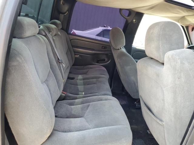 Фото 10 с аукциона – 2004 CHEVROLET SILVERADO с VIN 2GCEC13T041332622