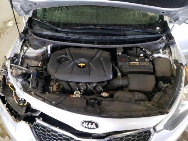Photo 11 from auction – 2016 KIA FORTE LX with VIN KNAFK5A85G5603896