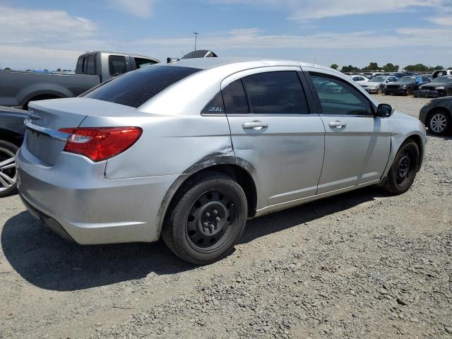 Photo 3 from auction – 2012 CHRYSLER 200 LX with VIN 1C3CCBAB9CN101386