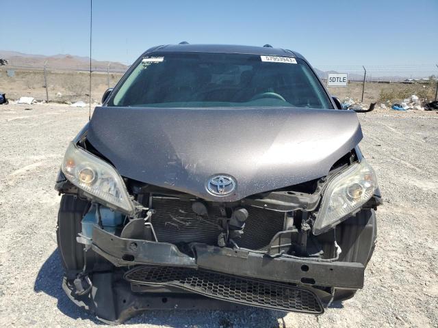 Photo 5 from auction – 2012 TOYOTA SIENNA XLE with VIN 5TDYK3DC6CS272363