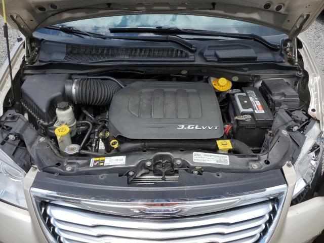Photo 12 from auction – 2015 CHRYSLER TOWN & COU with VIN 2C4RC1CG2FR727930