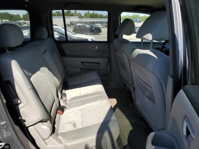 Photo 11 from auction – 2010 HONDA PILOT LX with VIN 5FNYF3H21AB012055