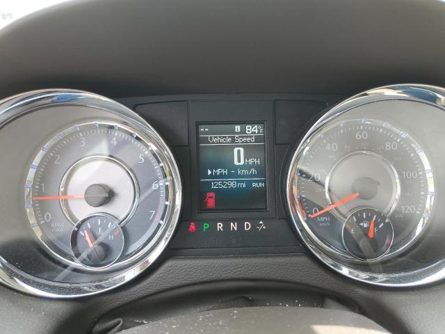 Photo 9 from auction – 2015 CHRYSLER TOWN & COU with VIN 2C4RC1CG2FR727930