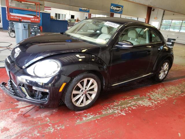 VOLKSWAGEN BEETLE SE 2017 with VIN 3VWJ17AT9HM622332 - Photo from auction