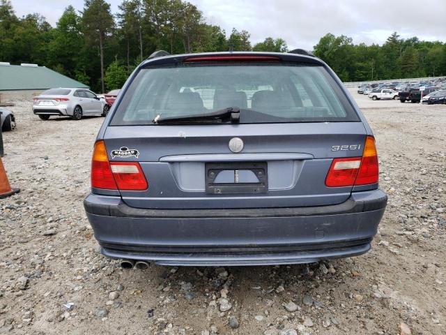 Photo 6 from auction – 2003 BMW 325 IT with VIN WBAAX134X3PJ00412