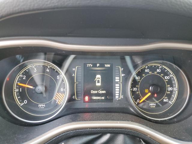 Photo 9 from auction – 2015 JEEP CHEROKEE L with VIN 1C4PJLCB1FW506646