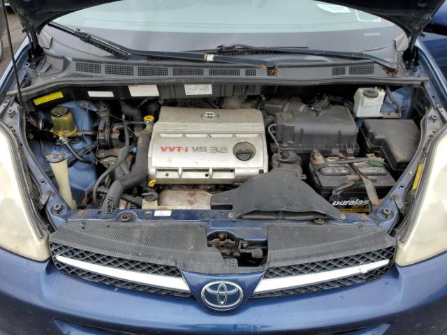 Photo 12 from auction – 2005 TOYOTA SIENNA XLE with VIN 5TDBA22C55S048137