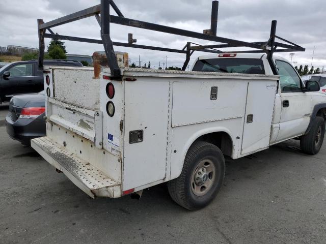 Photo 3 from auction – 2004 CHEVROLET SILVERADO with VIN 1GBHC24UX4E343348