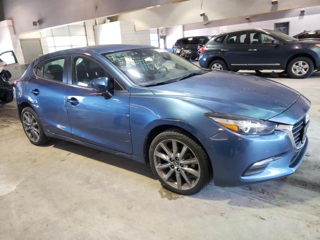 Photo 4 from auction – 2018 MAZDA 3 TOURING with VIN 3MZBN1L39JM265534