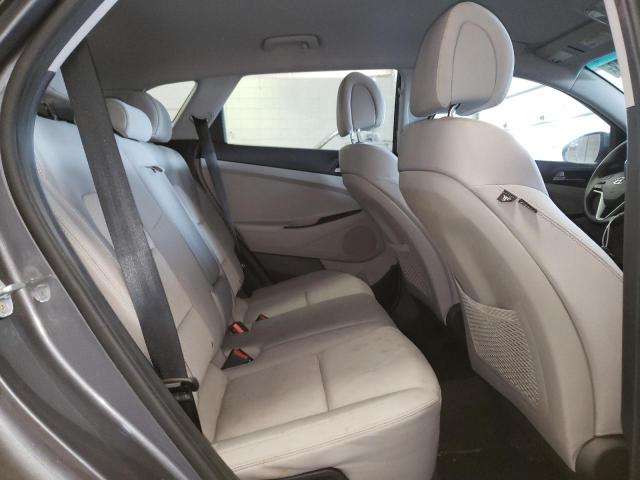 Photo 11 from auction – 2017 HYUNDAI TUCSON LIM with VIN KM8J3CA48HU531526