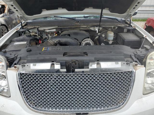 Photo 12 from auction – 2007 GMC YUKON with VIN 1GKFC13017J273511