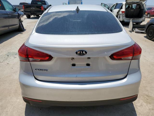 Photo 6 from auction – 2018 KIA FORTE with VIN 3KPFK4A76JE246860