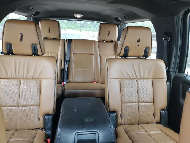 Photo 10 from auction – 2012 LINCOLN NAVIGATOR with VIN 5LMJJ3H54CEL00269