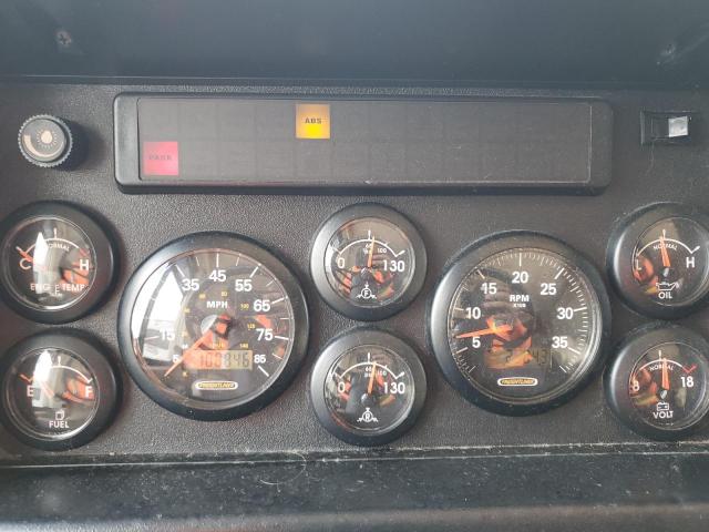 Photo 8 from auction – 2000 FREIGHTLINER CHASSIS X with VIN 4UZ6XJCA2YCH31361