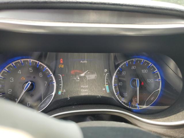Photo 9 from auction – 2018 CHRYSLER PACIFICA L with VIN 2C4RC1GGXJR276104