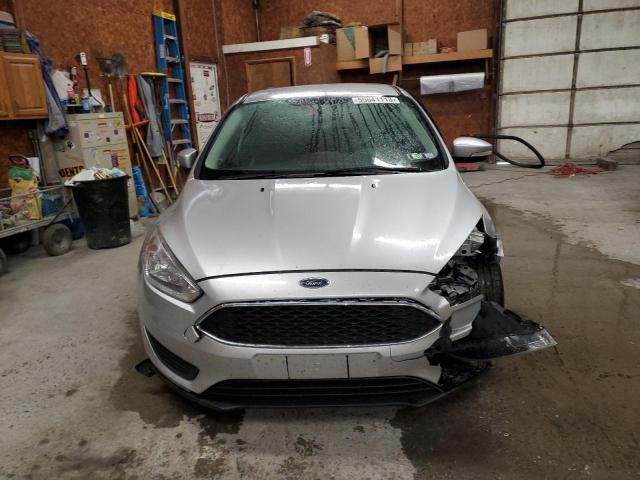 Foto 5 de la subasta – 2016 FORD FOCUS SE con VIN 1FADP3F23GL211974