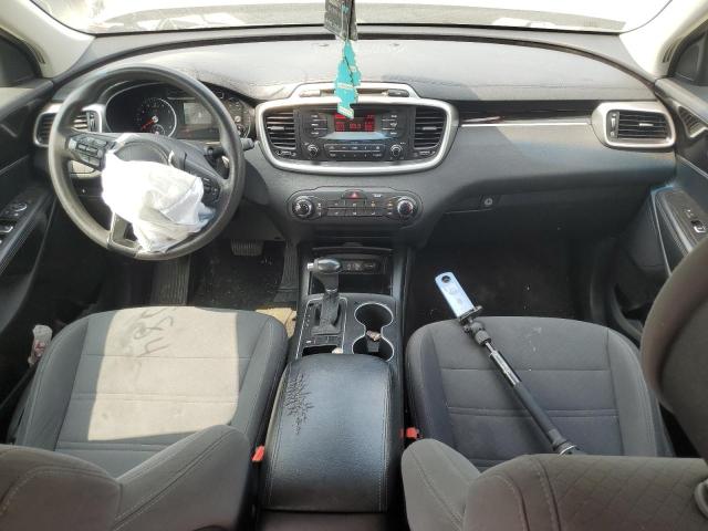 Photo 8 from auction – 2016 KIA SORENTO LX with VIN 5XYPG4A31GG057130
