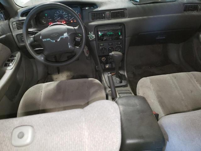 Photo 8 from auction – 2001 TOYOTA CAMRY CE with VIN 4T1BG22K61U063558