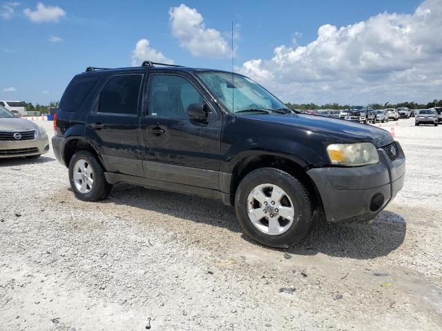 Photo 4 from auction – 2005 FORD ESCAPE XLT with VIN 1FMYU03155DA21322