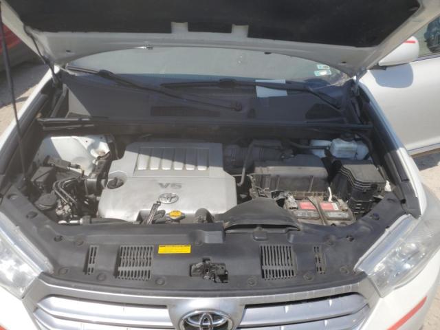 Foto 11 de la subasta – 2013 TOYOTA HIGHLANDER con VIN 5TDBK3EH5DS268077