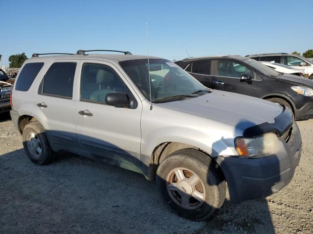 Photo 4 from auction – 2003 FORD ESCAPE XLS with VIN 1FMCU02123KE01156