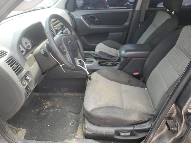 Photo 7 from auction – 2005 FORD ESCAPE XLT with VIN 1FMYU93135KA69370