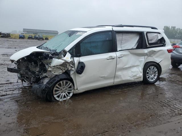 Photo 1 from auction – 2016 TOYOTA SIENNA XLE with VIN 5TDYK3DC3GS692880