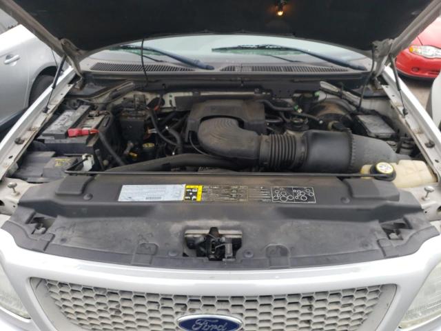 Photo 11 from auction – 2003 FORD F150 with VIN 1FTRX08L23KC58563