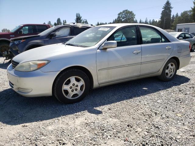 TOYOTA CAMRY LE 2002 with VIN 4T1BF32KX2U001378 - Photo from auction
