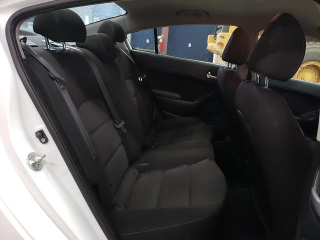 صورة رقم 10 من المزاد - 2017 KIA FORTE LX مع VIN 3KPFK4A74HE087900