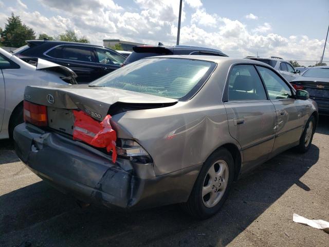 Photo 3 from auction – 1999 LEXUS ES 300 with VIN JT8BF28GXX0234482