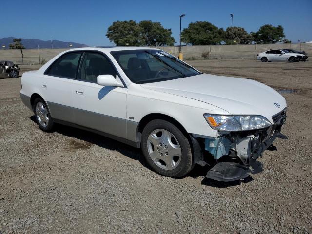 Photo 4 from auction – 2000 LEXUS ES 300 with VIN JT8BF28G0Y5091031