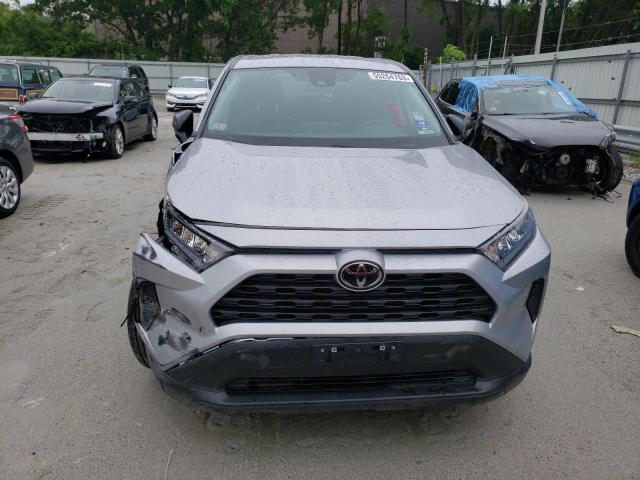 Photo 5 from auction – 2022 TOYOTA RAV4 LE with VIN 2T3F1RFVXNC295658