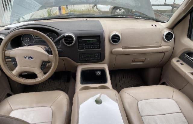 Foto 9 de la subasta – 2005 FORD EXPEDITION con VIN 1FMPU175X5LA45586