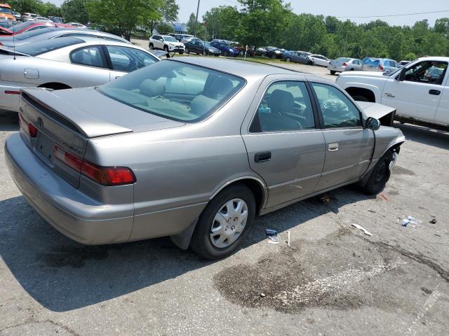 Photo 3 from auction – 1997 TOYOTA CAMRY CE with VIN 4T1BG22K7VU168700