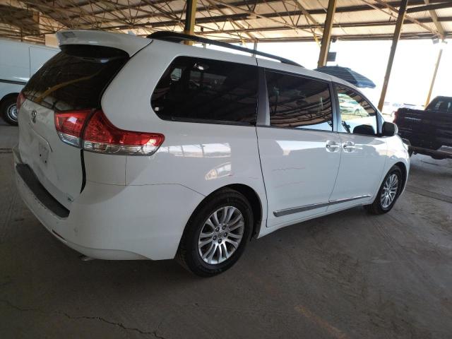 Photo 3 from auction – 2014 TOYOTA SIENNA XLE with VIN 5TDYK3DC3ES445677