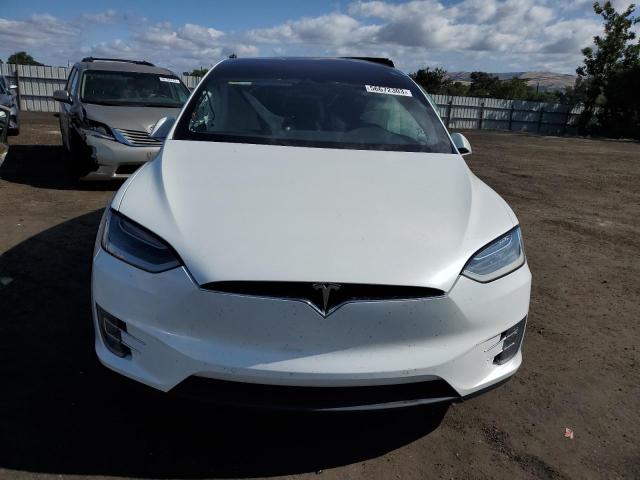 Photo 5 from auction – 2016 TESLA MODEL X with VIN 5YJXCBE27GF001704