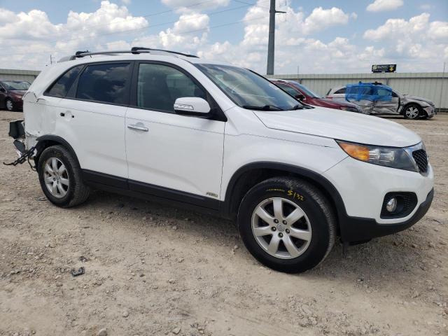 Photo 4 from auction – 2013 KIA SORENTO LX with VIN 5XYKTCA61DG413260