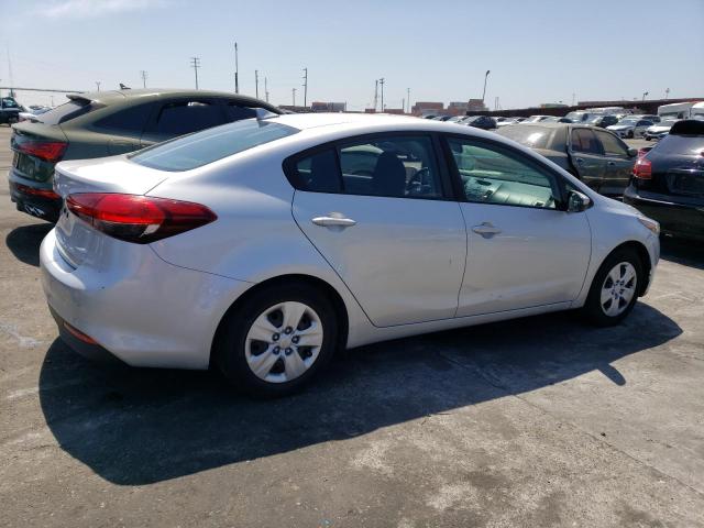 Photo 3 from auction – 2017 KIA FORTE LX with VIN 3KPFK4A72HE140352