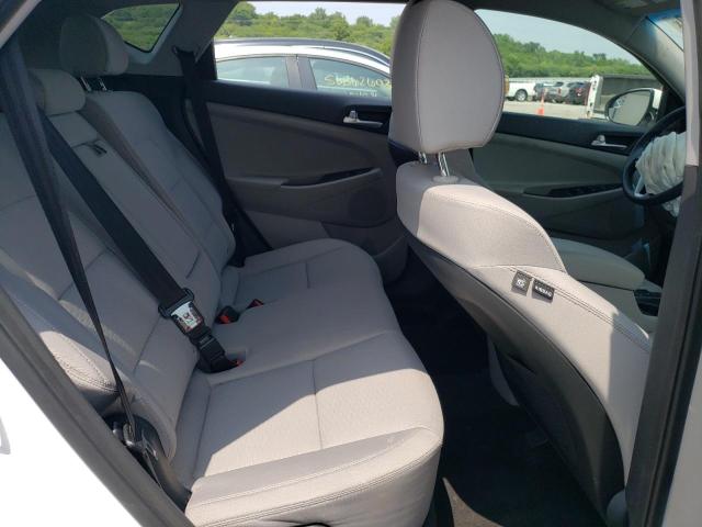 Photo 11 from auction – 2019 HYUNDAI TUCSON SE with VIN KM8J2CA46KU872417