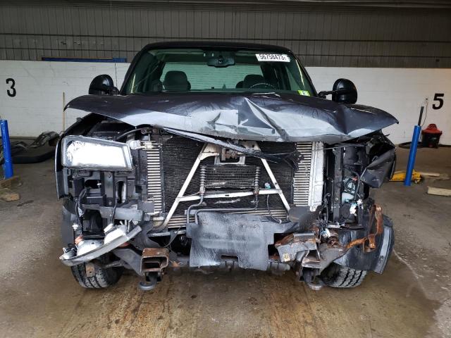 Photo 5 from auction – 2004 CHEVROLET SILVERADO with VIN 1GCHK29184E141864