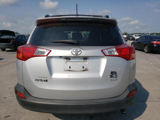 Photo 6 from auction – 2015 TOYOTA RAV4 XLE with VIN JTMWFREV0FD068558