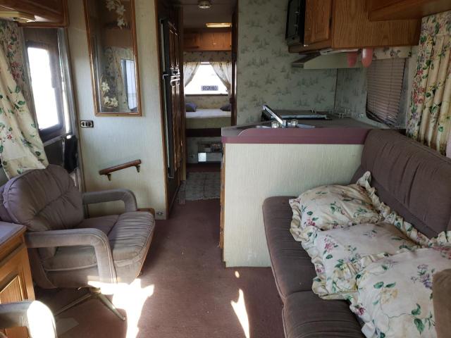 Photo 6 from auction – 1986 CHEVROLET P30 with VIN 1GBJP37W7G3304063
