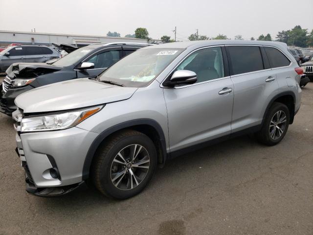 TOYOTA HIGHLANDER 2019 with VIN 5TDBZRFH4KS994829 - Photo from auction
