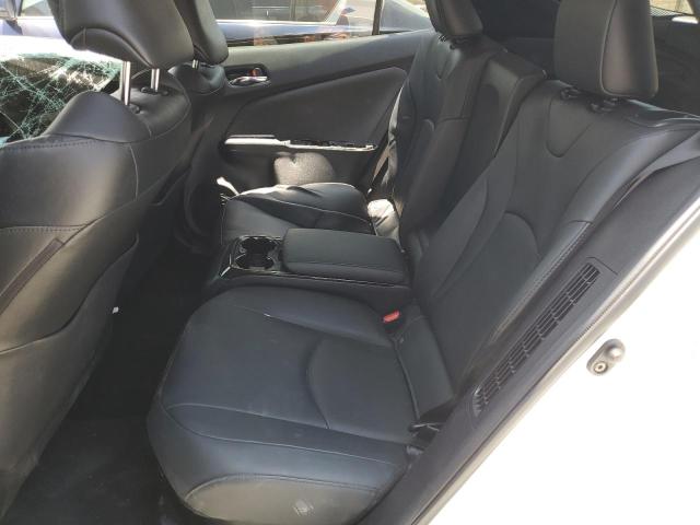Photo 10 from auction – 2018 TOYOTA PRIUS PRIM with VIN JTDKARFP5J3095301