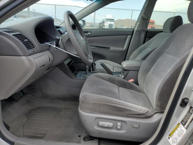 Photo 7 from auction – 2005 TOYOTA CAMRY LE with VIN 4T1BE32K75U968893