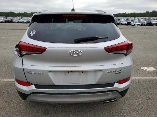 Photo 6 from auction – 2017 HYUNDAI TUCSON LIM with VIN KM8J3CA25HU386329